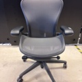 1409265-2 Office chair with armrests - Herman Miller