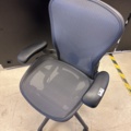 1409265-5 Office chair with armrests - Herman Miller