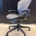 1409265-6 Office chair with armrests - Herman Miller