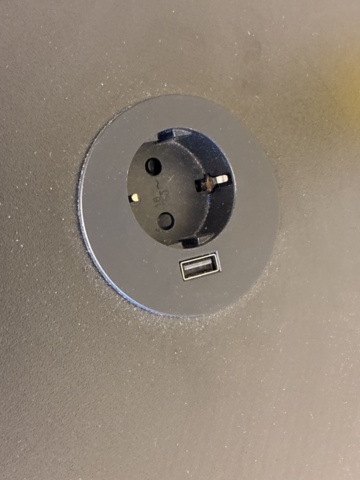 1409272-11 Parti med elektriska skrivbord och kontorsstolar -10 arbetsplatser - Herman Miller & Rol Ergo