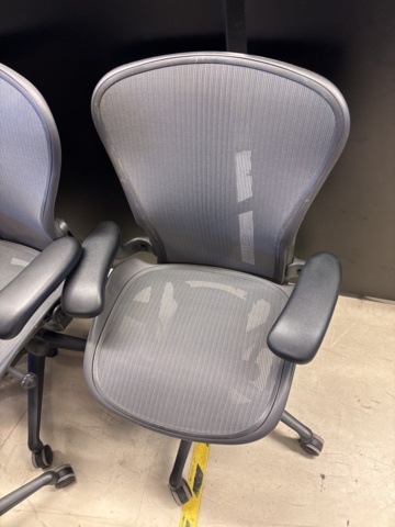 1409272-21 Parti med elektriska skrivbord och kontorsstolar -10 arbetsplatser - Herman Miller & Rol Ergo