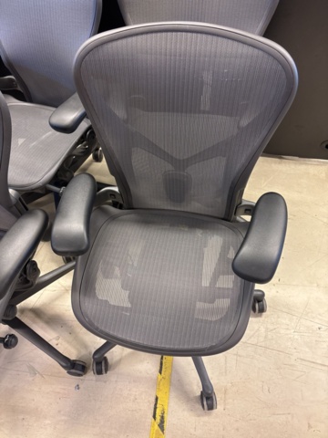 1409272-22 Parti med elektriska skrivbord och kontorsstolar -10 arbetsplatser - Herman Miller & Rol Ergo