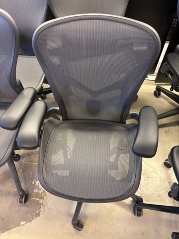 1409272-27 Parti med elektriska skrivbord och kontorsstolar -10 arbetsplatser - Herman Miller & Rol Ergo