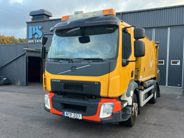 1338330-3 Sopbil med delad komprimator - Volvo Lastbilar FL16 250 -2014