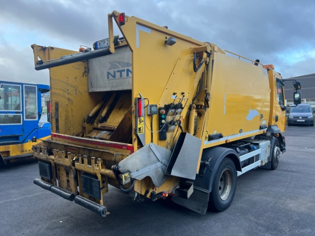 1338330-7 Sopbil med delad komprimator - Volvo Lastbilar FL16 250 -2014