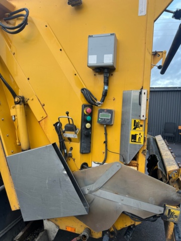 1338330-18 Sopbil med delad komprimator - Volvo Lastbilar FL16 250 -2014