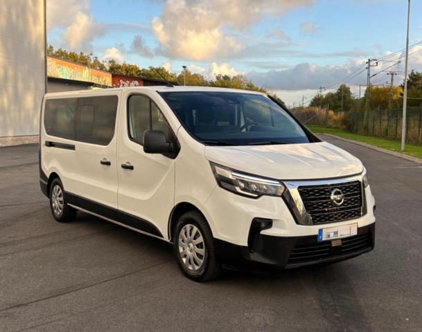 1422218-2 Nissan Primastar Crew 3.0t 2.0 dCi  DCT, 150hk, 2023 9-sits