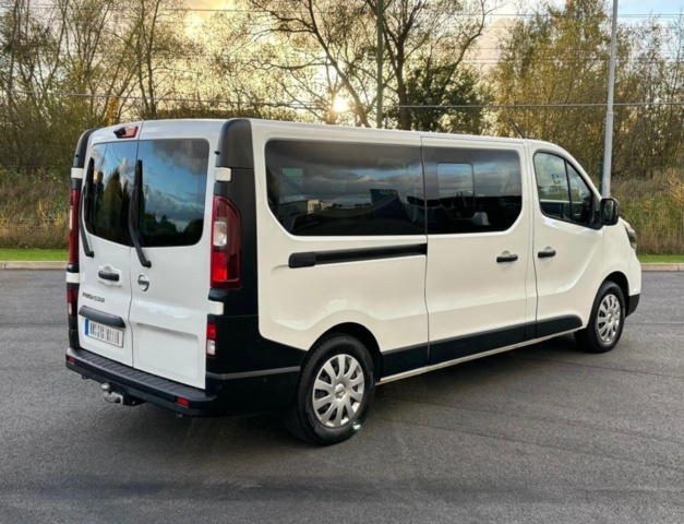 1422218-5 Nissan Primastar Crew 3.0t 2.0 dCi  DCT, 150hk, 2023 9-sits