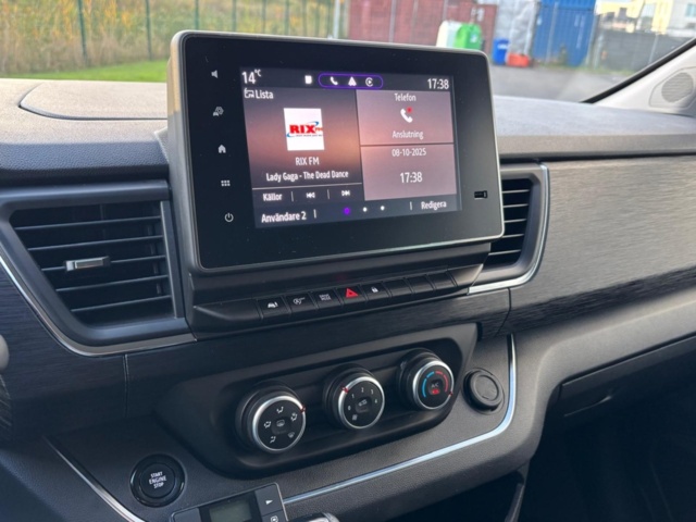 1422218-9 Nissan Primastar Crew 3.0t 2.0 dCi  DCT, 150hk, 2023 9-sits