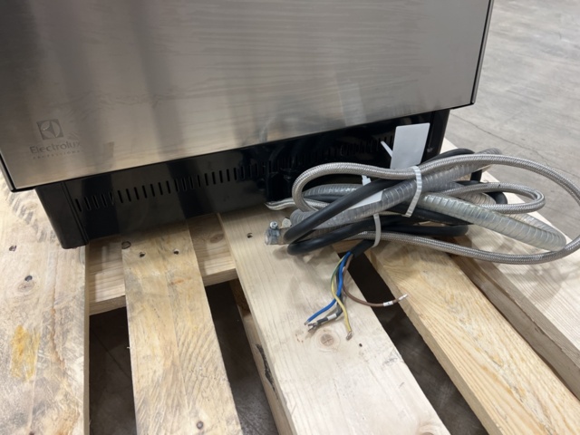 1432168-4 Kaffemaskin, Elektrolux CLN2MAIEI1IES35