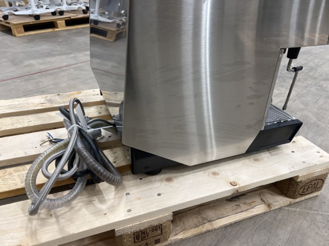 1432168-5 Kaffemaskin, Elektrolux CLN2MAIEI1IES35