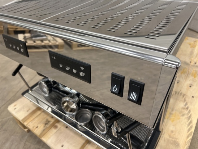 1432168-7 Kaffemaskin, Elektrolux CLN2MAIEI1IES35