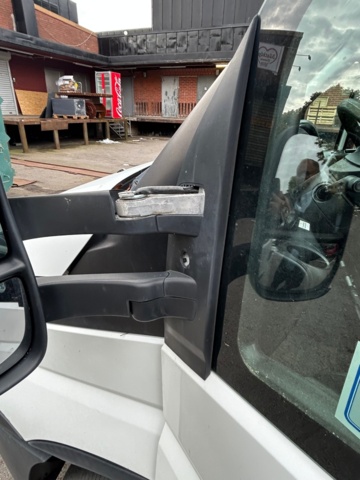 1432184-25 Iveco Daily 35-130 Chassi Cab 2.3 JTD Hi-Matic, 126hk, 2016