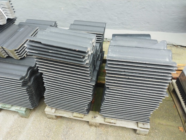 1325266-3 Takpannor, 3 pallar – Benders, betong, svart