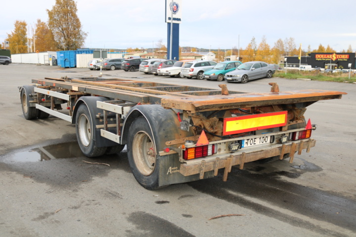 1300716-9 Lastväxlarsläp Norslep SL-30KT -2003