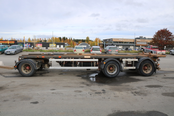 1300716-10 Lastväxlarsläp Norslep SL-30KT -2003