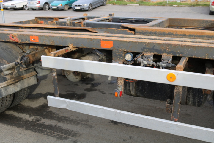 1300716-31 Lastväxlarsläp Norslep SL-30KT -2003