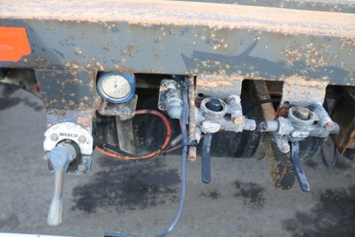 1300716-32 Lastväxlarsläp Norslep SL-30KT -2003