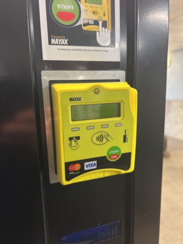 1378246-5 Vending machine with cooling Sanden Vendo SVE HS8