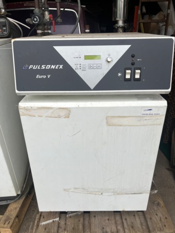 1364580-2 2 st oljepannor