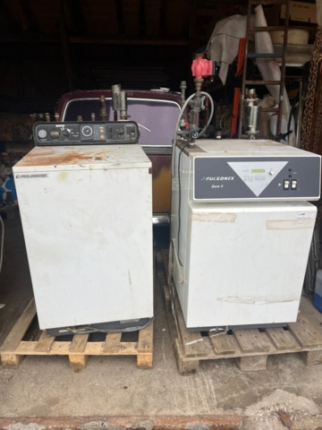 1364580-1 2 st oljepannor