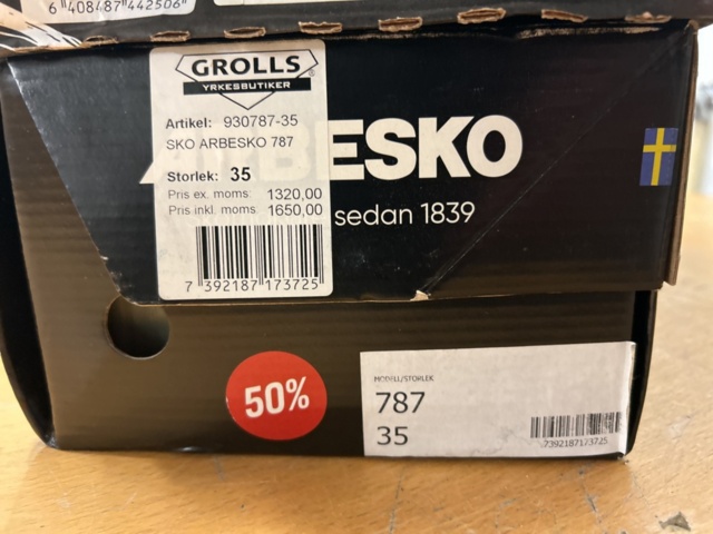 1378255-39 Arbetskläder och skyddsutrustning – blandat parti med jackor, skyddsglasögon och arbetsskor