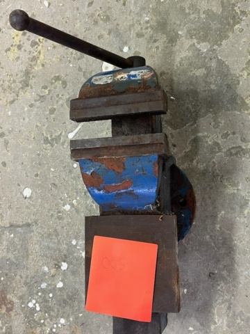 1432222-2 Skruvstycke