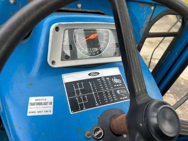 1364587-19 Traktor Ford 3600 -1976