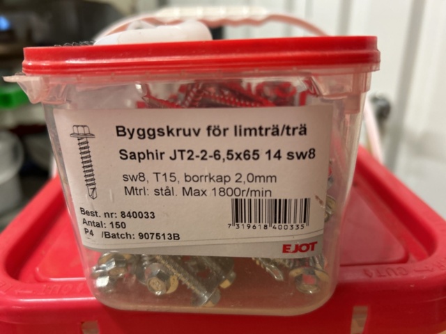 1378256-43 Blandat parti skruv och infästningsmaterial