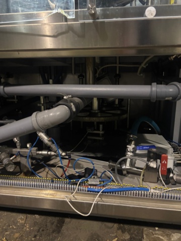 1373447-19 Fyllnings- och kapsyleringsmaskin – IC Filling Systems XP9ISO9HDC