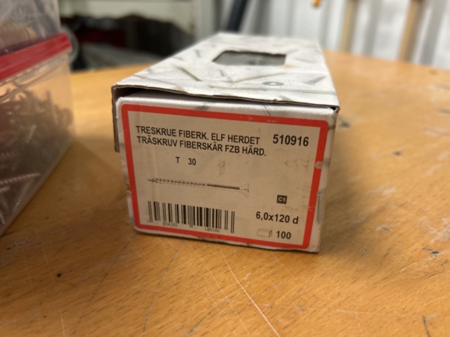 1378256-65 Blandat parti skruv och infästningsmaterial