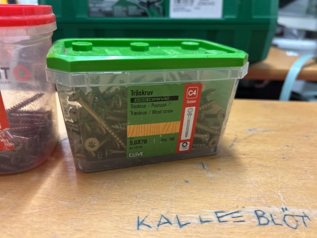 1378256-87 Blandat parti skruv och infästningsmaterial