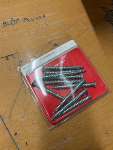 1378256-90 Blandat parti skruv och infästningsmaterial