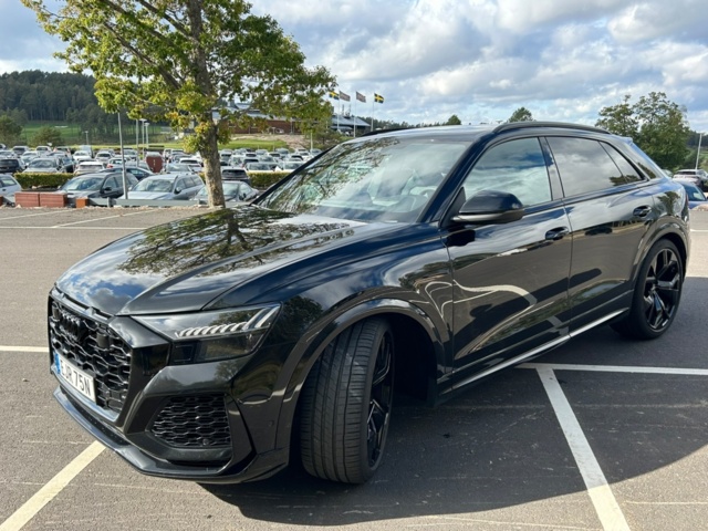 1343766-10 Audi RS Q8 TipTronic, 600hk, 2022