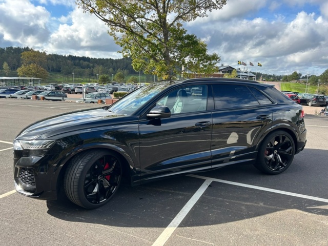 1343766-11 Audi RS Q8 TipTronic, 600hk, 2022