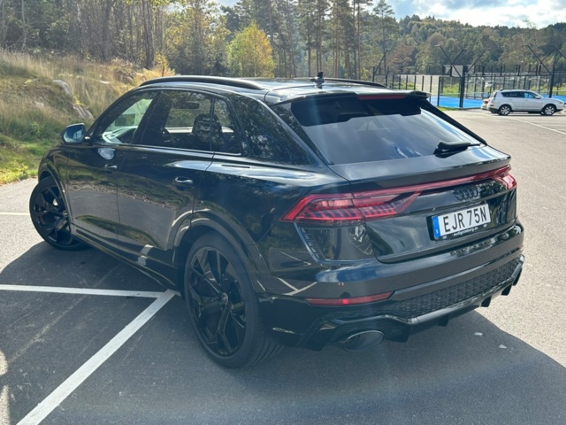 1343766-12 Audi RS Q8 TipTronic, 600hk, 2022