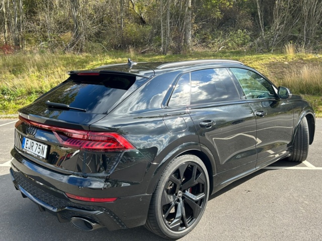 1343766-14 Audi RS Q8 TipTronic, 600hk, 2022