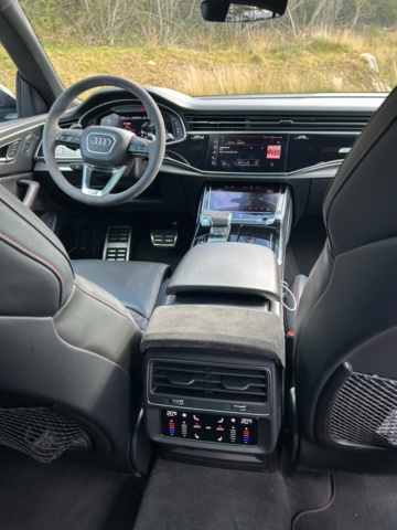 1343766-36 Audi RS Q8 TipTronic, 600hk, 2022