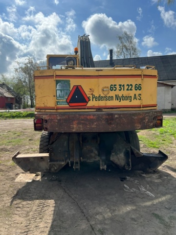 1364589-11 Hjulgrävare Åkerman H10 MB