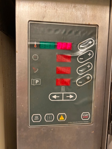 1388586-4 Ugn Sveba Dahlin, med jäs-skåp