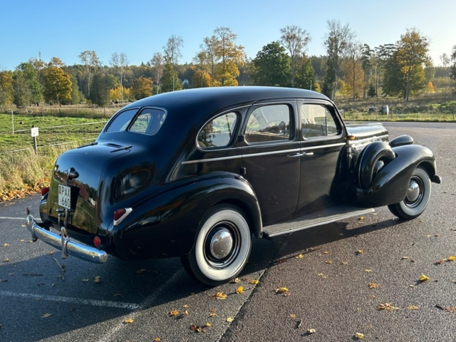 1343764-5 Buick Roadmaster Touring Sedan 5.2 Manuell, 143hk, 1939
