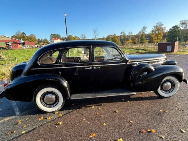 1343764-13 Buick Roadmaster Touring Sedan 5.2 Manuell, 143hk, 1939