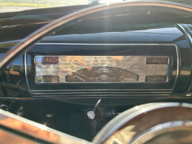 1343764-27 Buick Roadmaster Touring Sedan 5.2 Manuell, 143hk, 1939