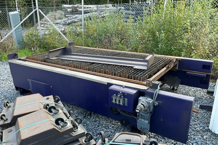 1372526-7 Laserskärmaskin Bystronic Byspeed 3015, CO₂ 4,4 kW, från 2005