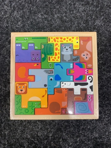 1431900-7 Pussel, slime-kit, stressbollar m.m.