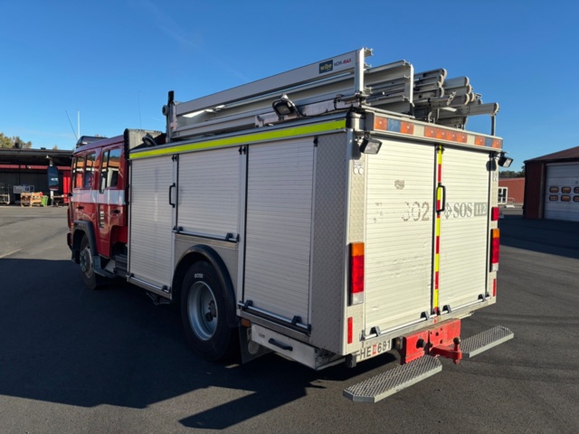 1367992-4 Släckbil - Volvo FL614 (24666km) -1998