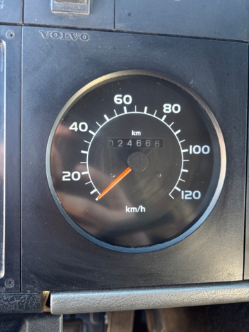 1367992-14 Släckbil - Volvo FL614 (24666km) -1998