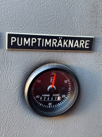 1367992-17 Släckbil - Volvo FL614 (24666km) -1998