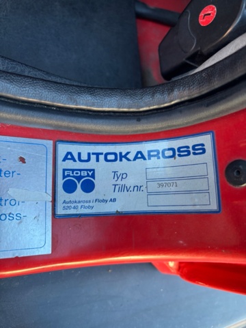 1367992-18 Släckbil - Volvo FL614 (24666km) -1998