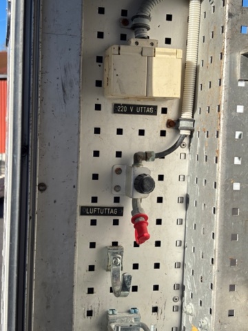 1367992-38 Släckbil - Volvo FL614 (24666km) -1998